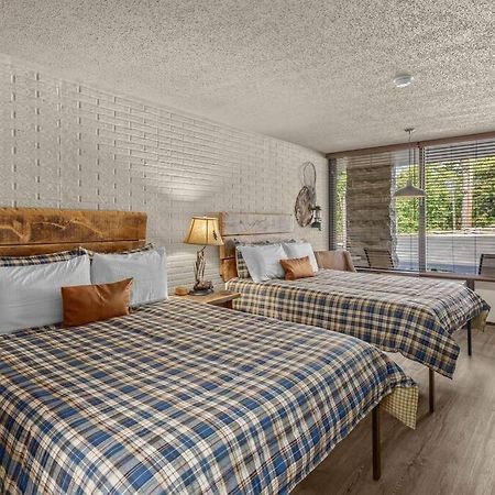 Stonegate Lodge 2 Queen Beds Fast Wifi 50" Tv Salt Water Pool Room #207 Eureka Springs Zewnętrze zdjęcie