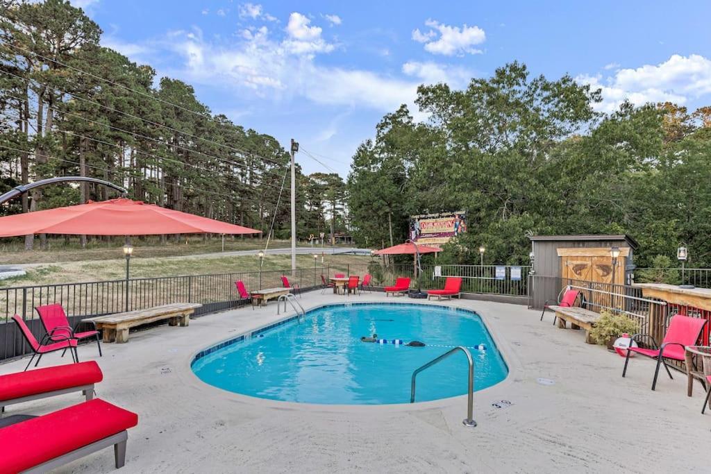 Stonegate Lodge 2 Queen Beds Fast Wifi 50" Tv Salt Water Pool Room #207 Eureka Springs Zewnętrze zdjęcie