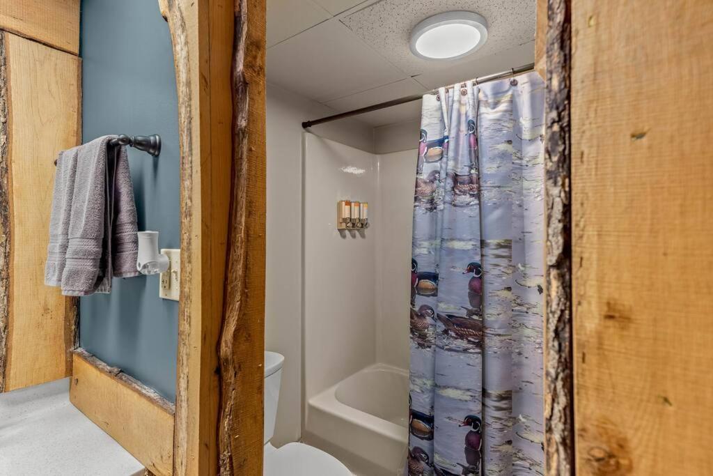 Stonegate Lodge 2 Queen Beds Fast Wifi 50" Tv Salt Water Pool Room #207 Eureka Springs Zewnętrze zdjęcie