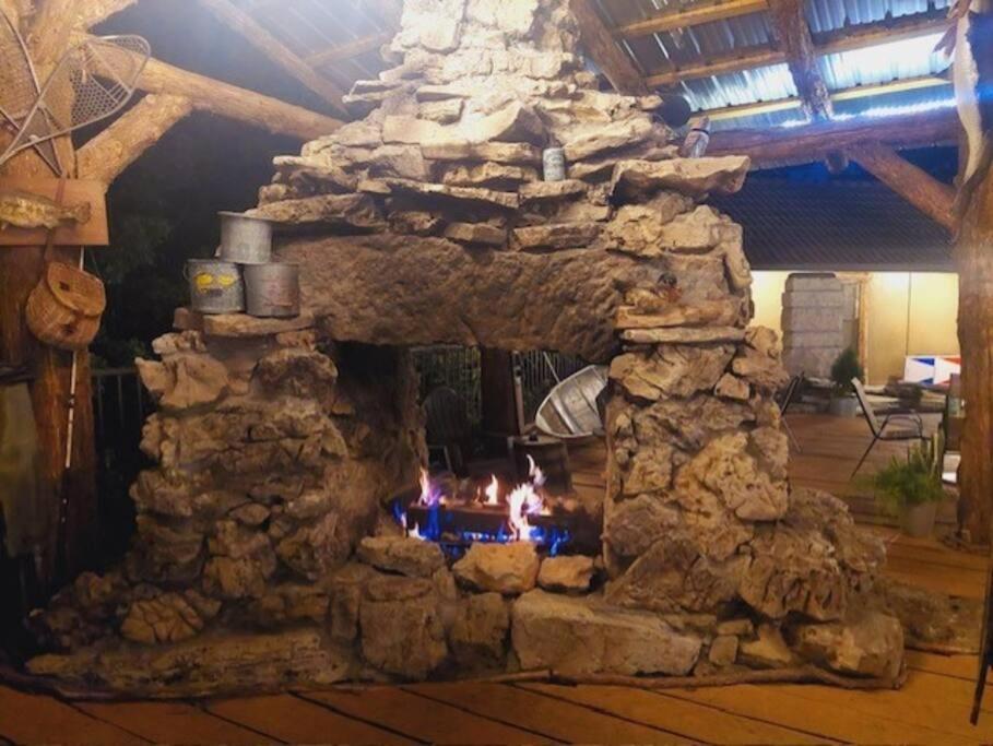 Stonegate Lodge 2 Queen Beds Fast Wifi 50" Tv Salt Water Pool Room #207 Eureka Springs Zewnętrze zdjęcie